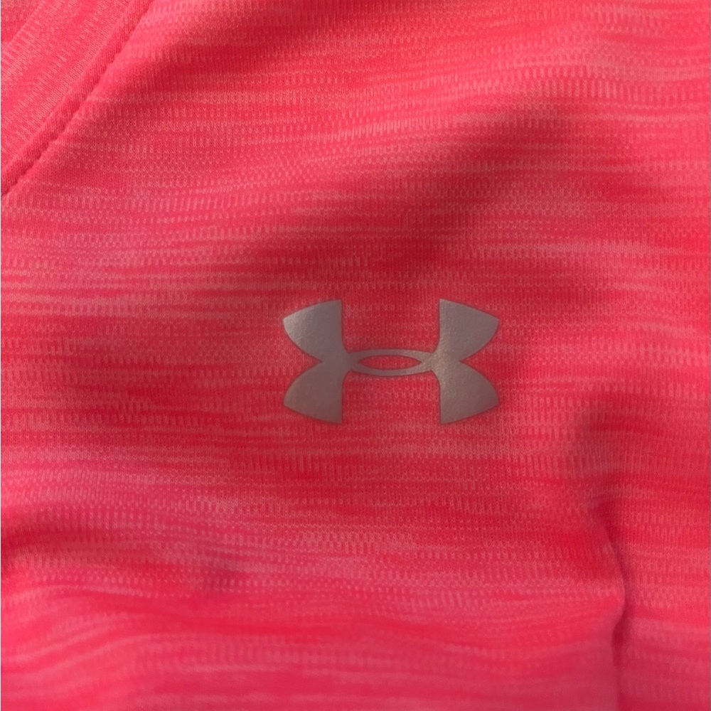 Under Armour Women's Coral Heat Gear Loose Fit V-Neck Short Sleeve Tee - Picture 3 of 5